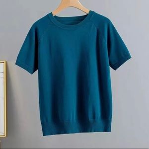 Casual Korean-style Peacock Blue Short-sleeve Tee/ Shirt